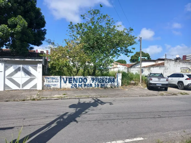 TERRENO COMERCIAL NA GRUTA.