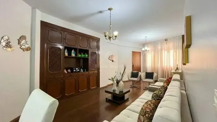 Apartamento com 3 quartos (1 suíte) no bairro Luxemburgo