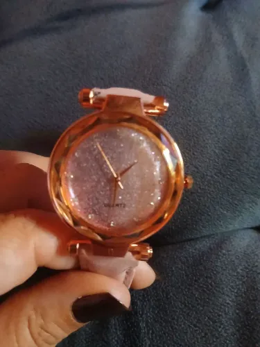 Relógio Feminino Dourado com Pedrarias