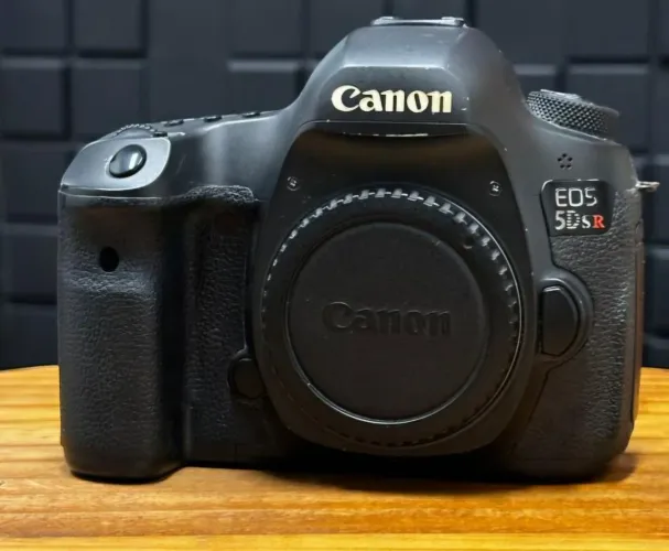 Camera canon 5DS R full frame dslr