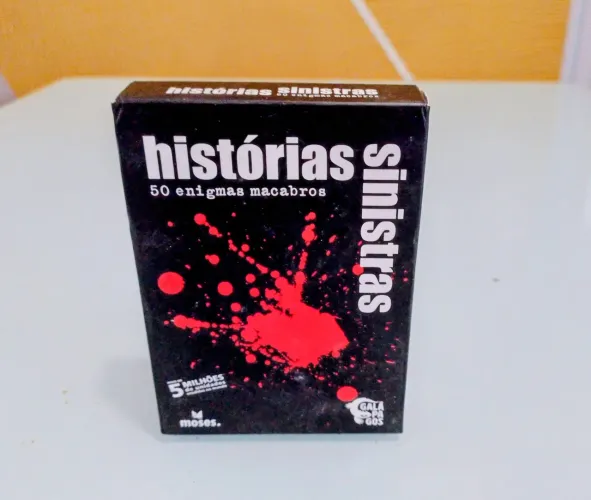 Jogo de cartas Histórias Sinistras