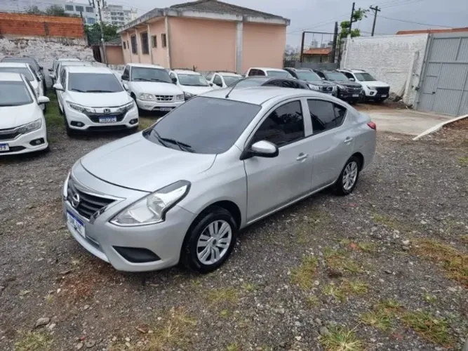 SUCATA NISSAN VERSA 2017 PARA RETIRADA DE PEÇAS 