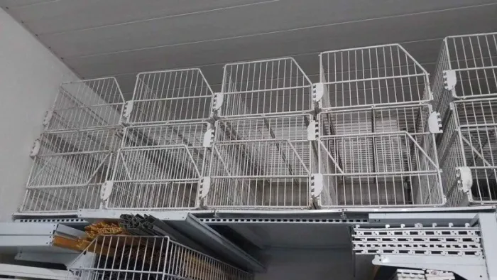 cestos para gondolas de supermercado