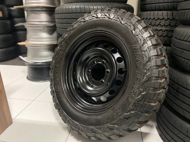 Pneus M/T 265/65/17
