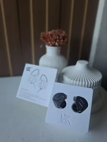 KZ ZSN Pro - Fones de Ouvido In-Ear com Design Premium