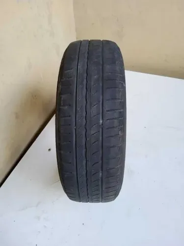 PNEU ARO 15 PIRELLI CINTURATO 185/65 R15 92H etq2556