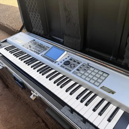 TECLADO ROLAND FANTOM X7 Prata CASE