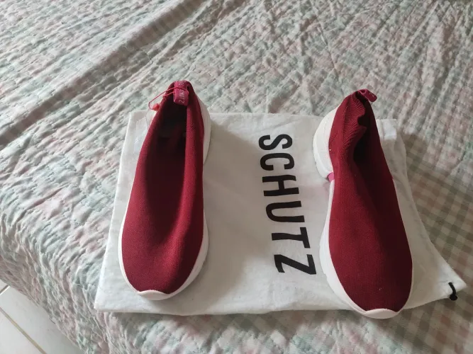 Tênis meia Schutz feminino 