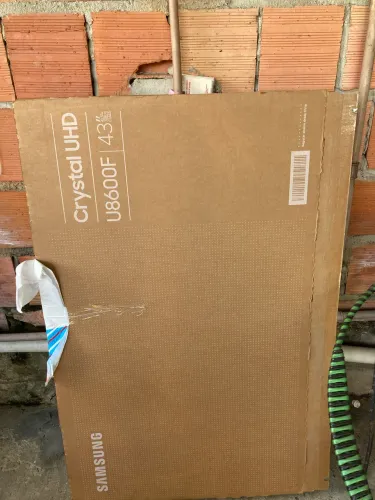 Caixa de papelão 43 polegadas