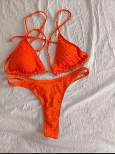 Kit com 5 biquínis e Short Saia