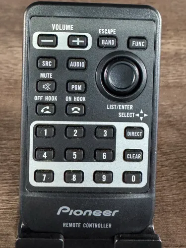 Controle novo e original pioneer para linha automotivo na oferta só 100,00