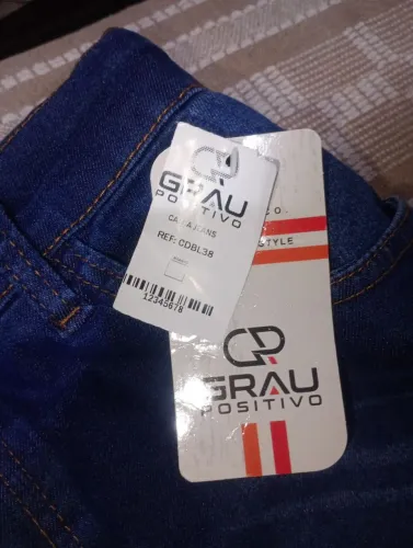 Calça jeans masculina NOVA! Tamanho 42