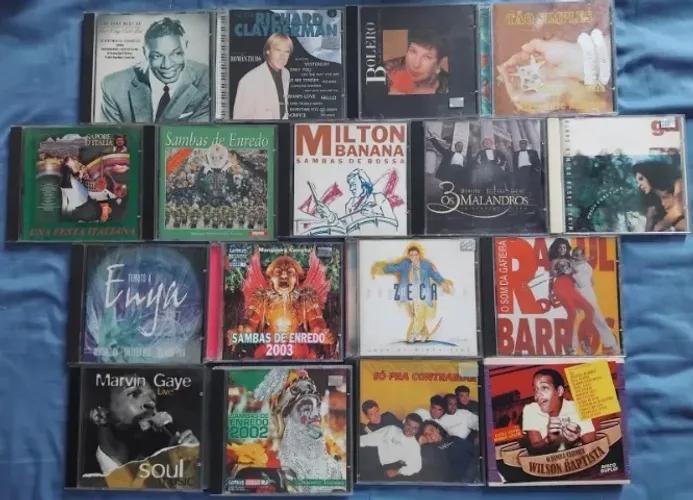 Cd's e Dvd's variados (46 Unidades)