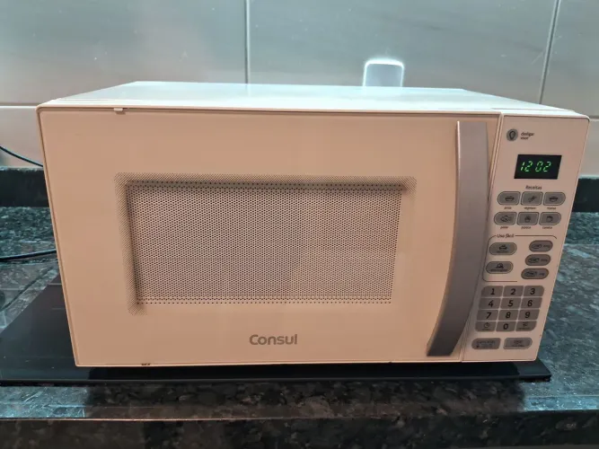 Micro-ondas Consul 20L