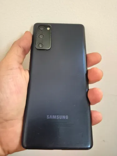 SAMSUNG S20 FE (USADO)