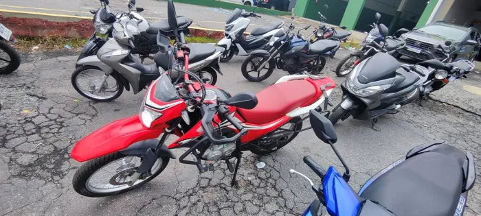 HONDA NXR BROS 160 VERMELHA 2021 Shalon veículos Cariacica