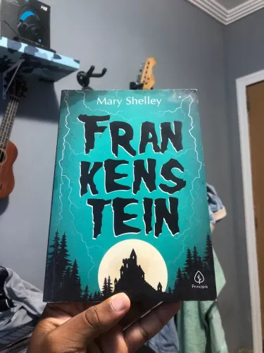 Livro Frankenstein mary shelley