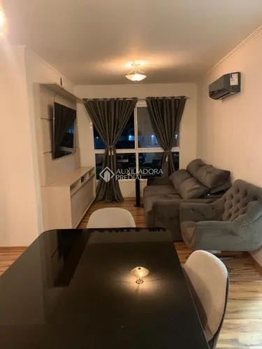 Apartamento 3 quartos com suíte no bairro Cavalhada.