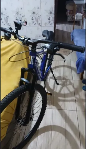 Bike novinha menos de 1 semana de uso