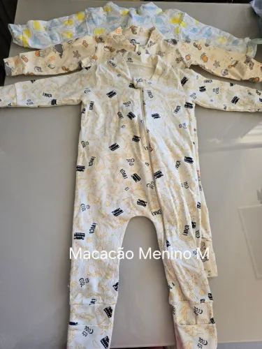 3 macacão Menino M