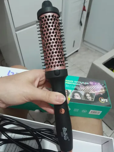 Escova Térmica Alisadora e Modeladora Bivolt