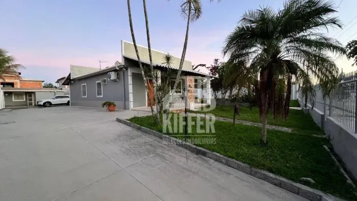 Venda de 3 casas em IGUABINHA pelo preço de uma
