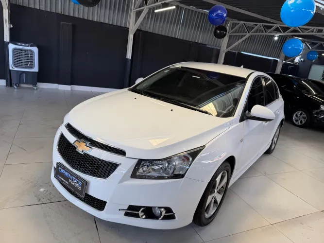 Chevrolet Cruze HB Sport LT 1.8 16V Flexp. 5P AUT 2013