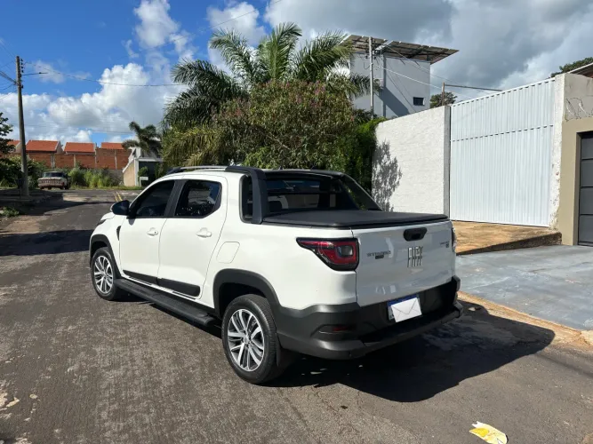 Fiat Strada Volcano 1.3 Flex 8V CD 2023