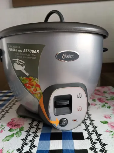 Panela elétrica Oster