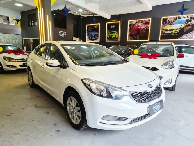 Kia Motors Cerato 1.6 16V Flex Aut. 2016