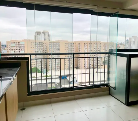 Locação Barra Funda - Apto 2 dorm/1 suite/1 vaga/Varanda gourmet com churrasqueira