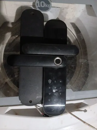 Fechadura eletrônica 