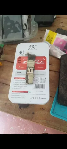Vende-se placa mãe iPhone 5se de retirada- OBS nunca foi mechida e desbloqueada