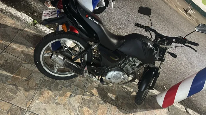 Yes 125 pegar e andar