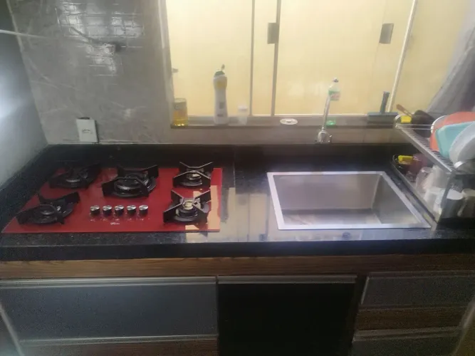 Bancada de cozinha com cuba gourmet