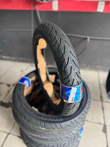 Pneu traseiro 100/90/18 Vipal St500