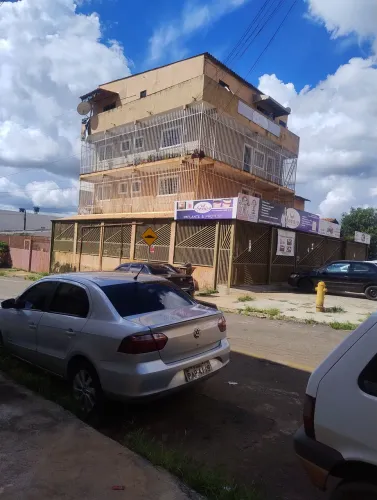 Prédio, Ótimo para investidor na Recanto das Emas próximo a paradaa