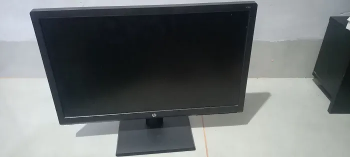 Vendo Monitor - Seminovo !