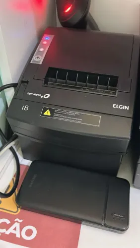 Impressora usada, repasse, móveis de loja, araras, Cabides, Balcões, poltrona, loja de rou