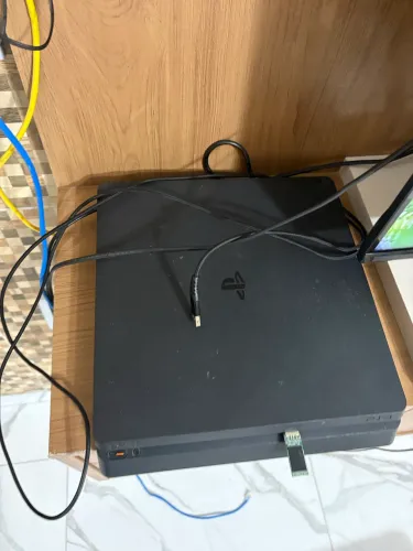 PlayStation 4 980gb