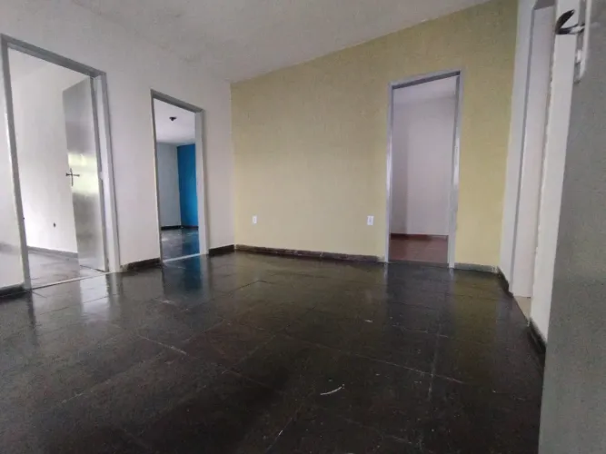 Sobrado comercial para locação Excelente opção para quem busca um espaço versátil, com boa