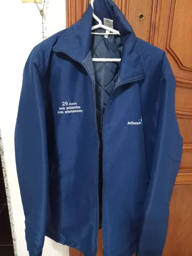 1 CASACO DE FRIO