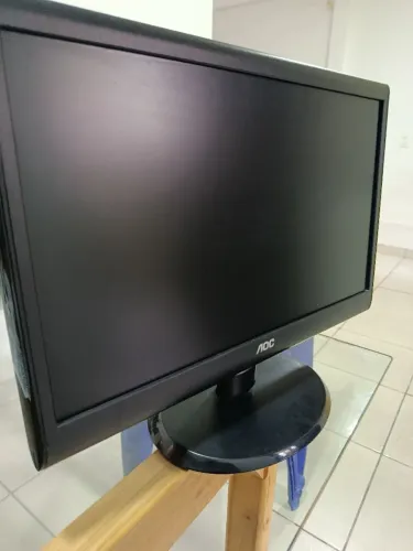 Monitor AOC