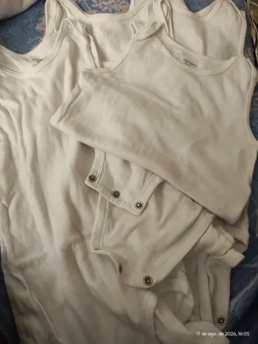 4 bodys camiseta branco Carter's 24 meses