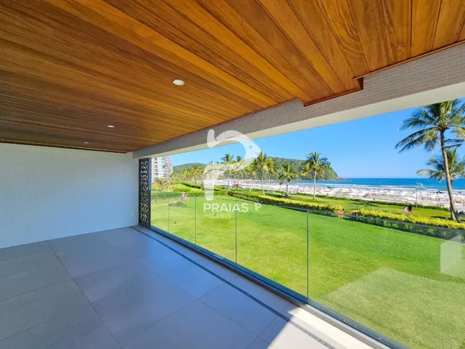Apartamento alto padrão com vista para o mar na Riviera
