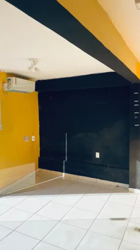 Alugo ponto no canto da fabril