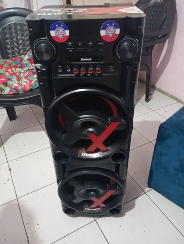 VENDO UMA CAIXA AMOVOX SEMI NOVA TODA BOA