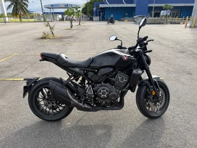 Honda CB1000R Black Edition 2023/2023 - 5.750 km | Impecável