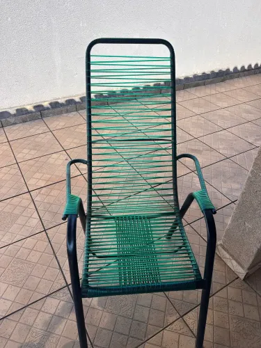 Cadeira simples de ferro