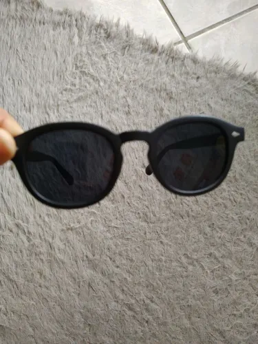 Óculos de Sol feminino.